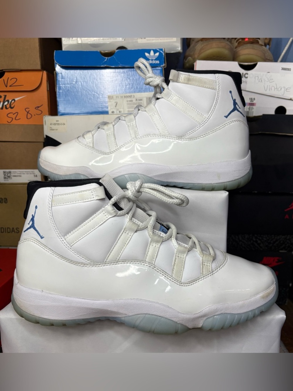 Size 10.5 - Air Jordan 11 Retro 2024 Legend Blue / Columbia